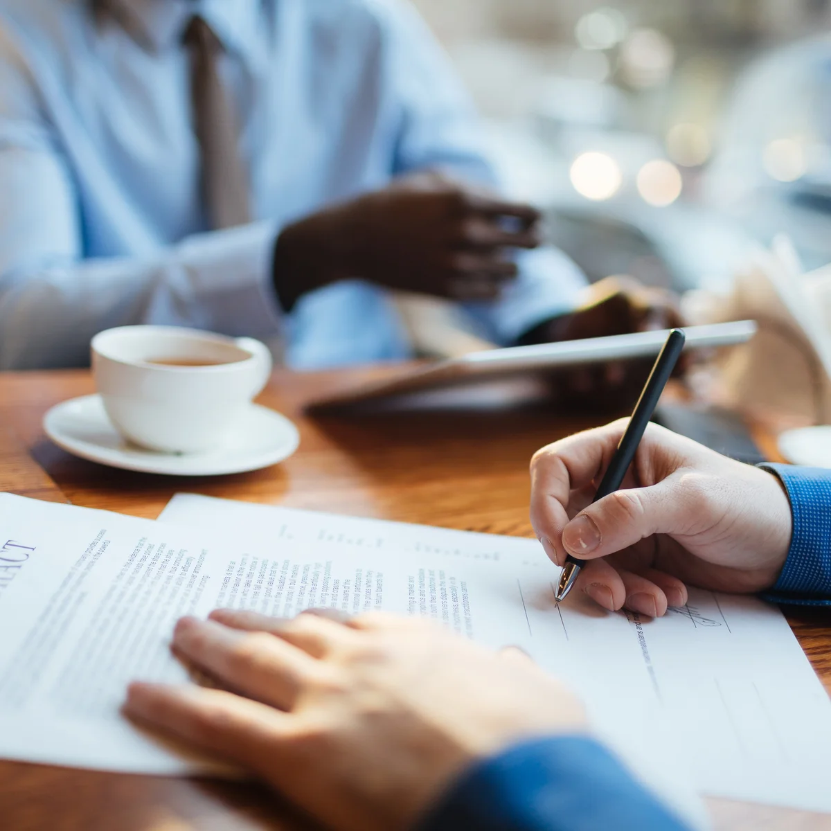 AGB-/Vertragsprüfung neuer Kunden/Lieferanten (Risiken schneller erkennen)